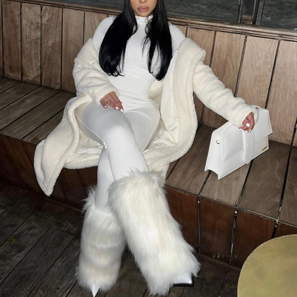 Couvre-bottes fourrure blanche