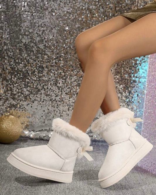 Bottes de neige avec noeud